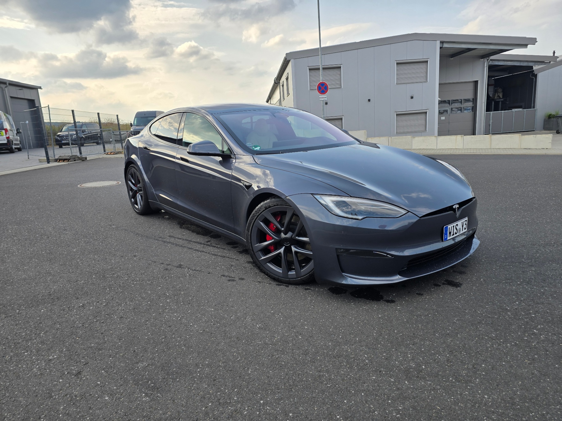 Tesla Model S Plaid