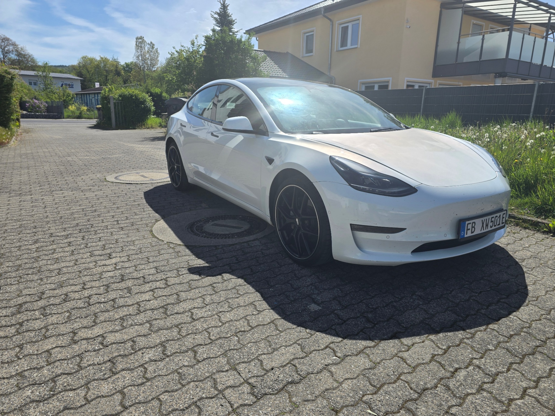 Tesla Model 3 LR